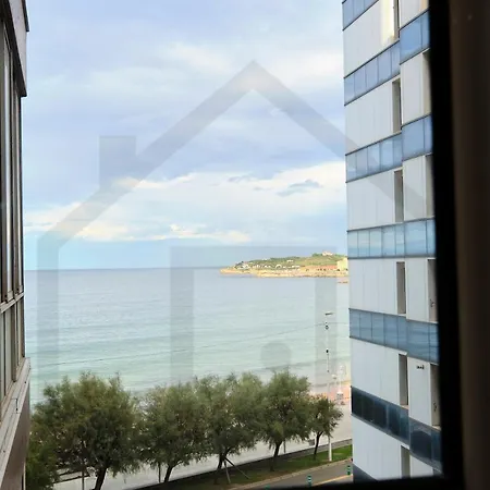 Precioso Apartamento En Primera Linea De Playa, Cerca Del Centro De La Ciudad Gijon
