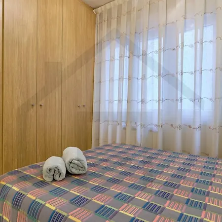Precioso Apartamento En Primera Linea De Playa, Cerca Del Centro De La Ciudad Apartment *
