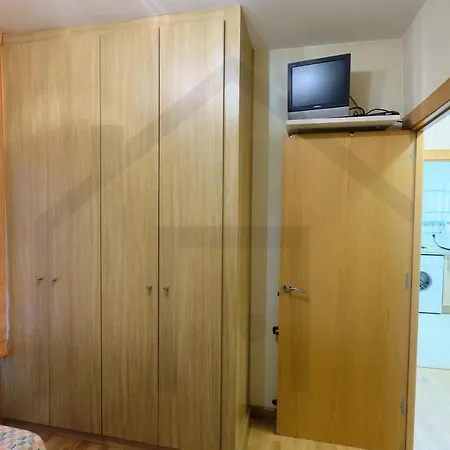 Precioso Apartamento En Primera Linea De Playa, Cerca Del Centro De La Ciudad